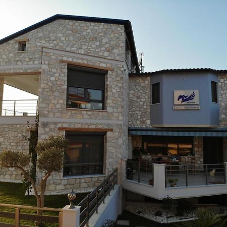 Pegasus Sea View Luxury Apartments Nea Vrasna Exterior photo