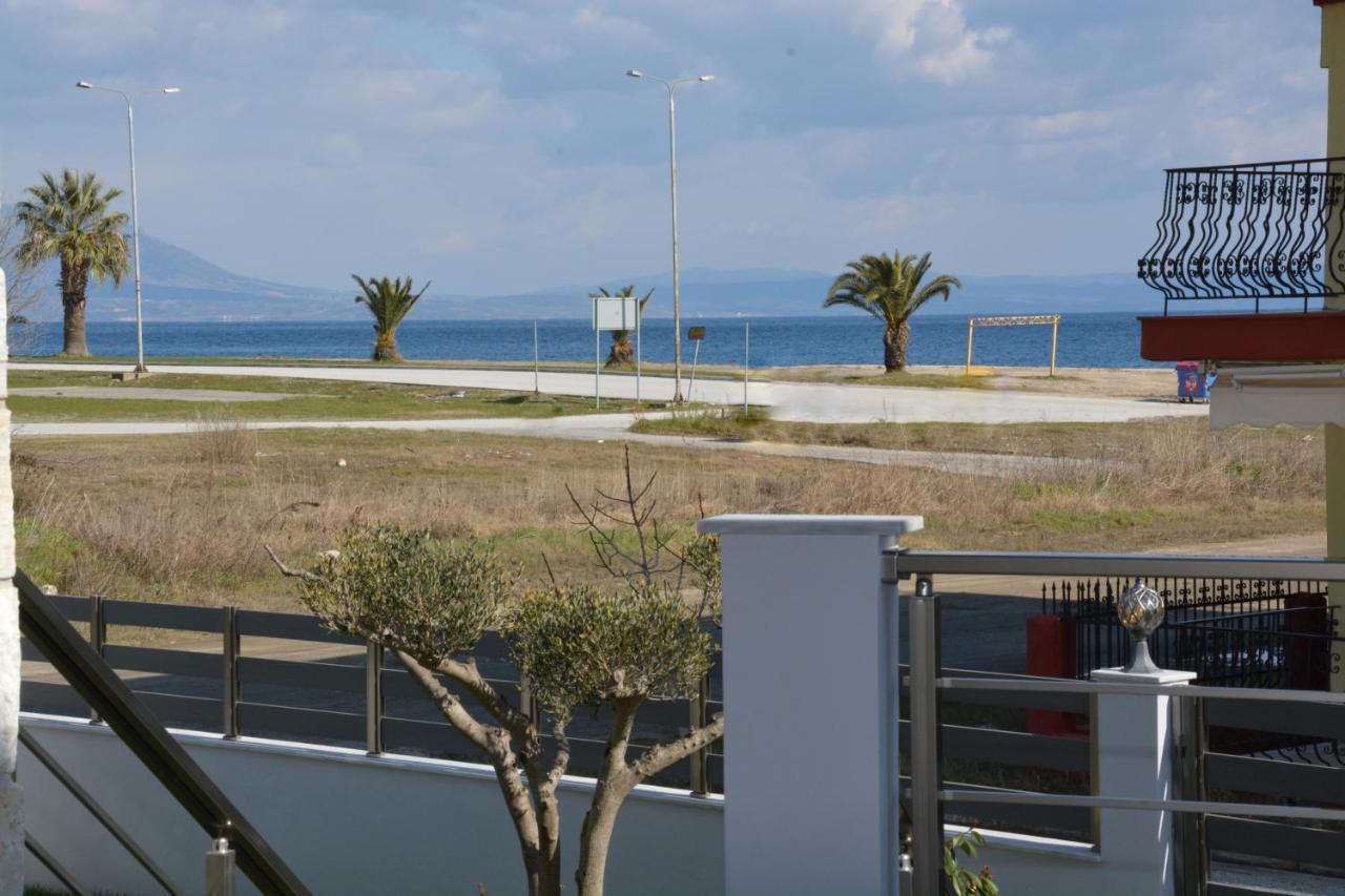 Pegasus Sea View Luxury Apartments Nea Vrasna Exterior photo