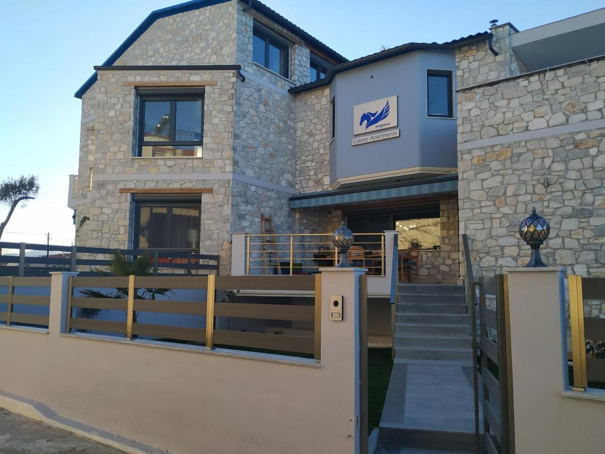 Pegasus Sea View Luxury Apartments Nea Vrasna Exterior photo